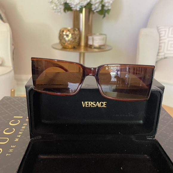 ❌SOLD❌Versace Sunglasses - Picture 9 of 9
